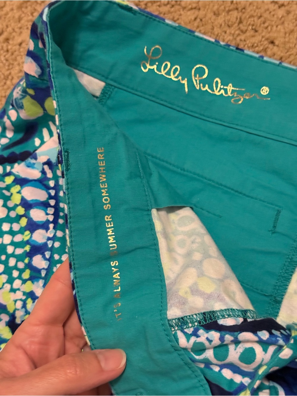 Lilly Pulitzer Callahan Shorts in “Botanical Green Hotter Spot” print - Picture 4 of 10